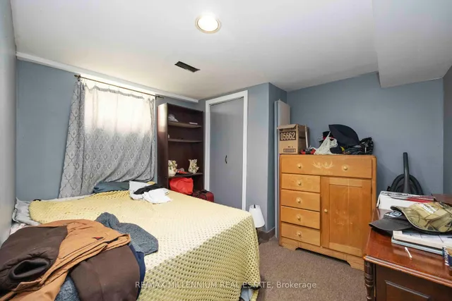 Additional image 35 of 96 Phillip Ave