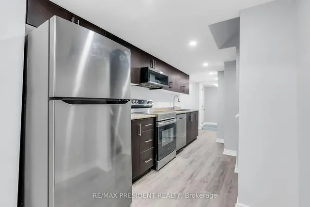 Additional image 28 of 971 Francine Cres