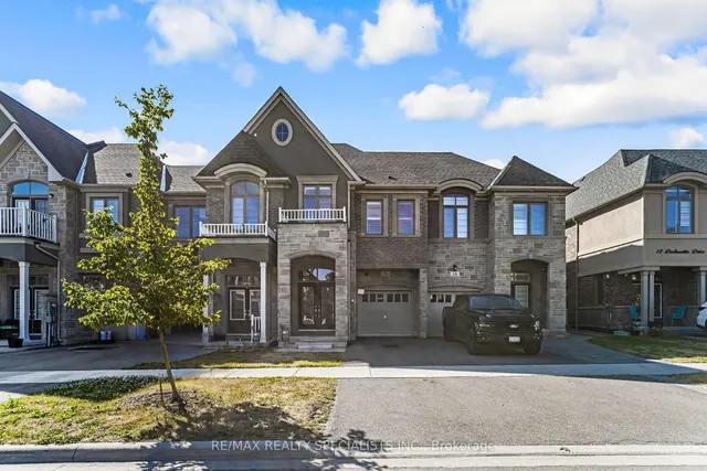 16 Dalbeattie Dr