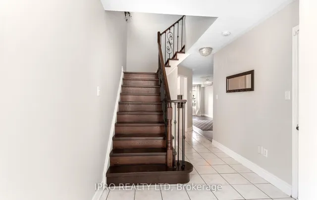 Additional image 19 of 116 Lake Louise Dr