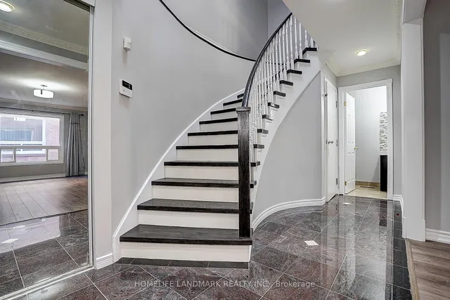 Additional image 3 of 15 Saintsbury Sq