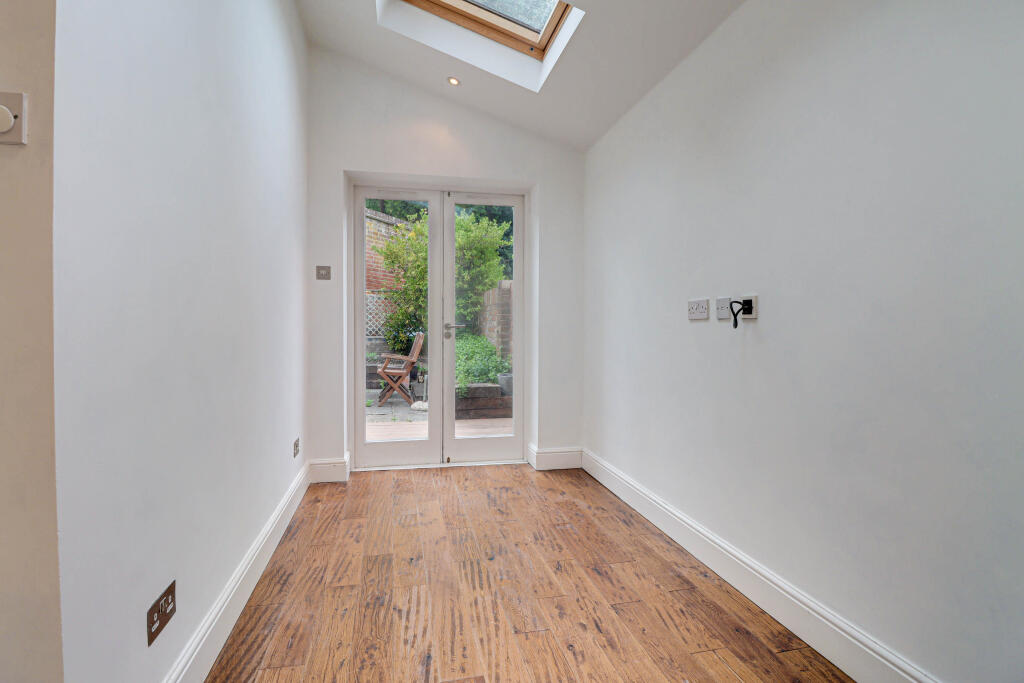 Additional image 9 of Clifton Street, St. Albans, Hertfordshire, AL1