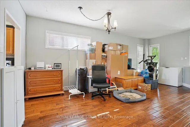 Additional image 8 of 70 Moore Cres