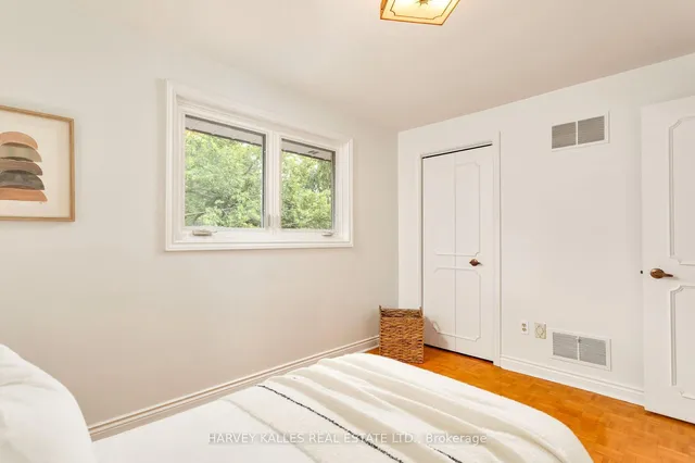 Additional image 25 of 196 Prince Edward Dr