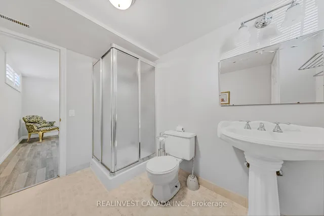 Additional image 32 of 110 Goulding Ave