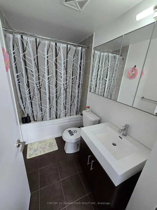 Additional image 16 of 35 Brian Peck Cres Unit 914