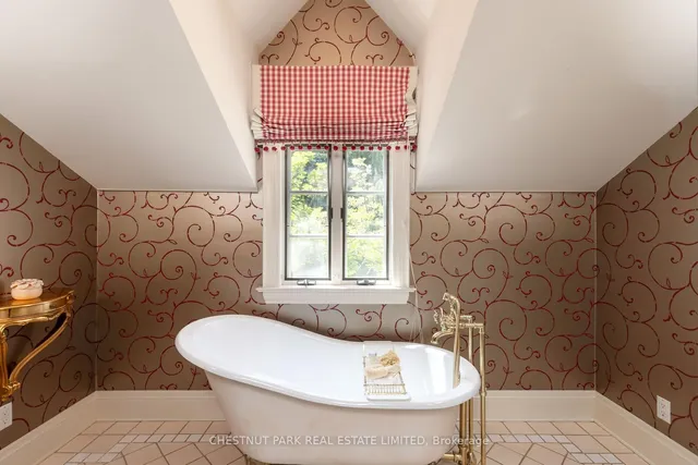 Additional image 30 of 69 Otter Cres