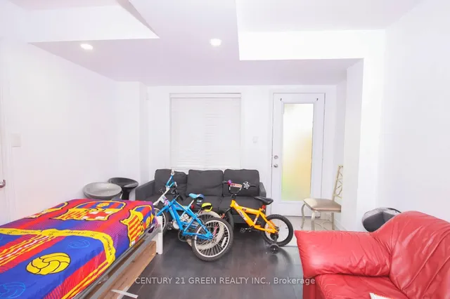 Additional image 5 of 19 England Terr