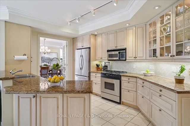 Additional image 12 of 3600 Yonge St Unit 935