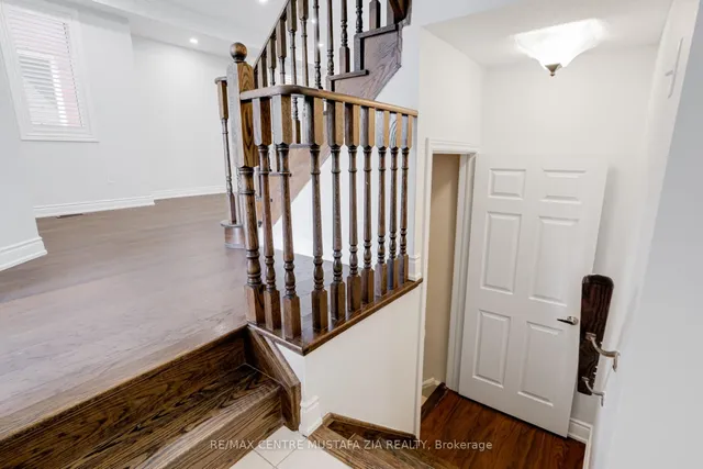 Additional image 39 of 562 Nairn Circ