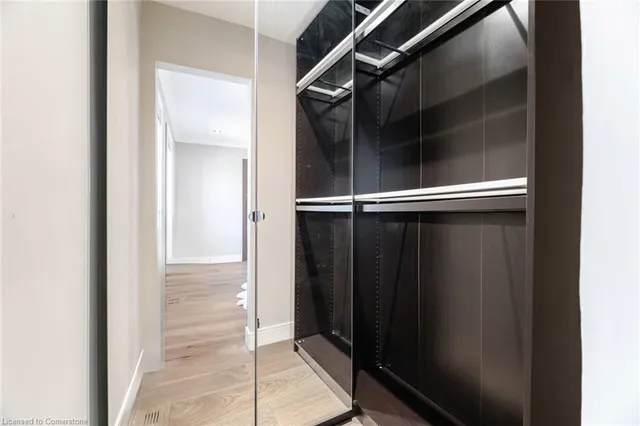 Additional image 33 of 160 Dixon Dr