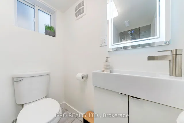 Additional image 27 of 731 Hager Ave