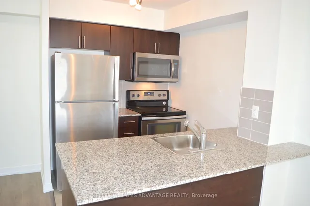 Additional image 4 of 1420 Dupont St Unit 1408