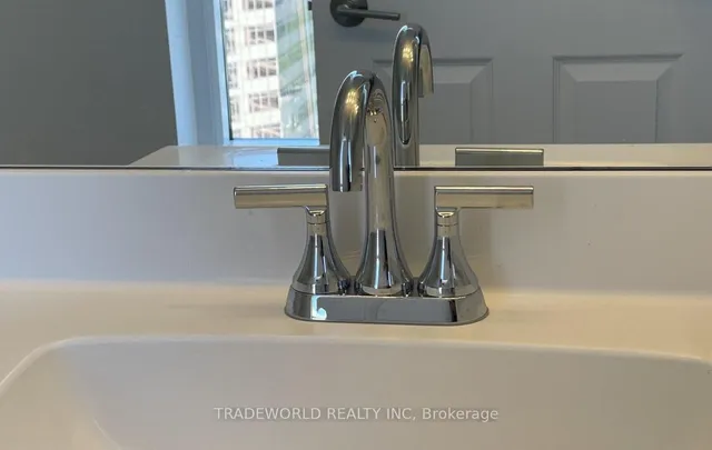 Additional image 23 of 25 Greenview Ave Unit 2526