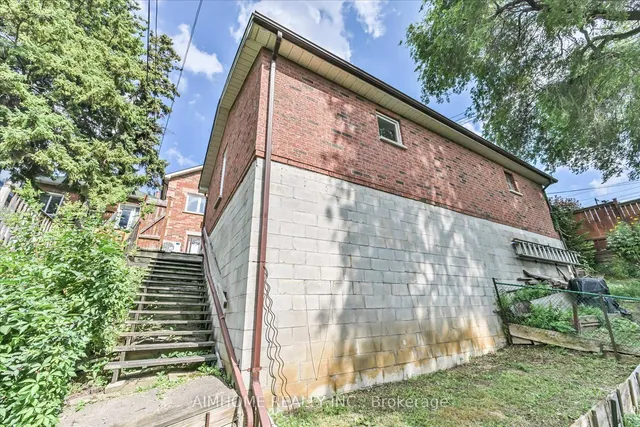 Additional image 31 of 382 Blackthorn Ave