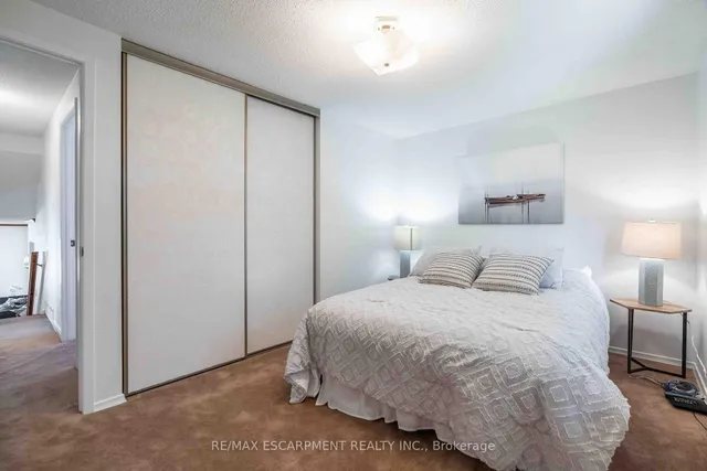 Additional image 16 of 179 Appleford Crt