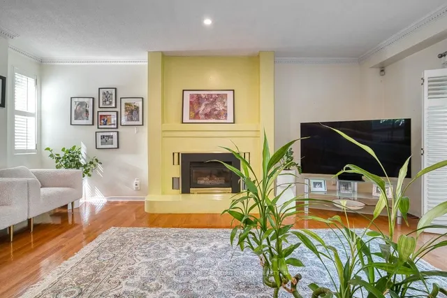 Additional image 18 of 185 Durant Ave