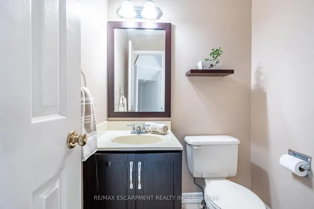 Additional image 13 of 2155 Duncaster Dr Unit 7