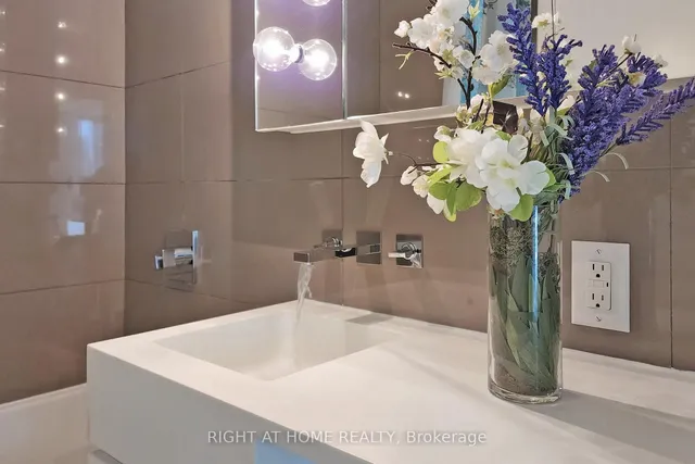 Additional image 15 of 45 Charles St Unit 2201