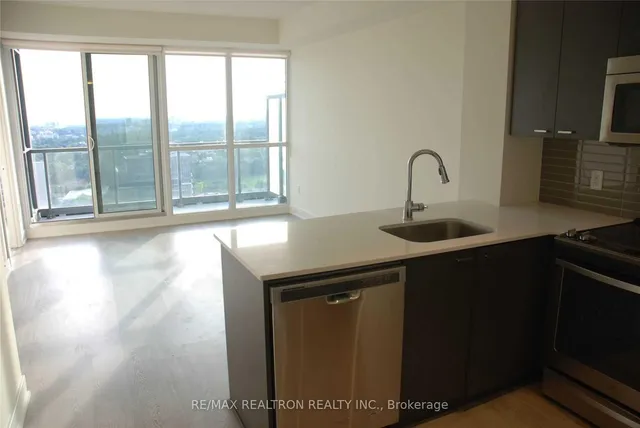 Additional image 4 of 30 Roehampton Ave Unit 3003