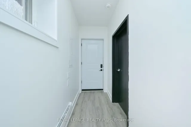 Additional image 23 of 23 Pauline Ave