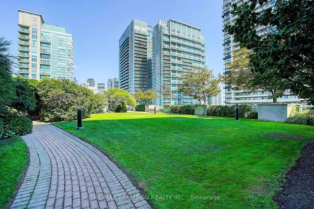 Additional image 31 of 250 Manitoba St Unit PH 802