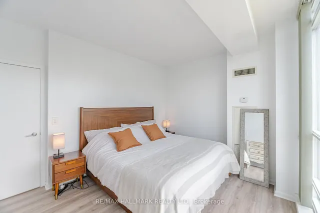 Additional image 19 of 185 Legion Rd Unit 1114