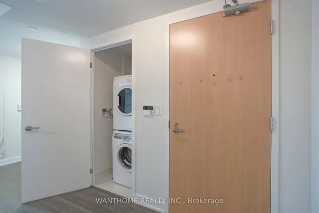 Additional image 20 of 11 Wellesley St Unit 1607