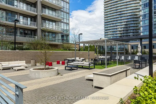 Additional image 19 of 52 forest manor Rd Unit 108