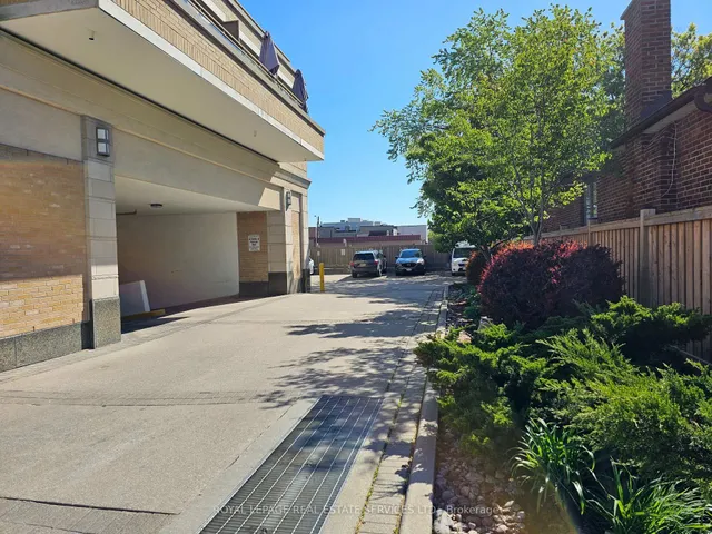 Additional image 48 of 935 Royal York Rd Unit 208