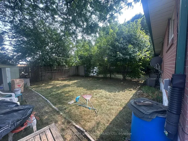 Additional image 3 of 81 Addington Cres