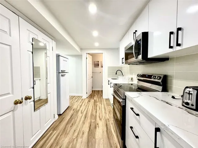 Additional image 41 of 635 Bridle WOOD