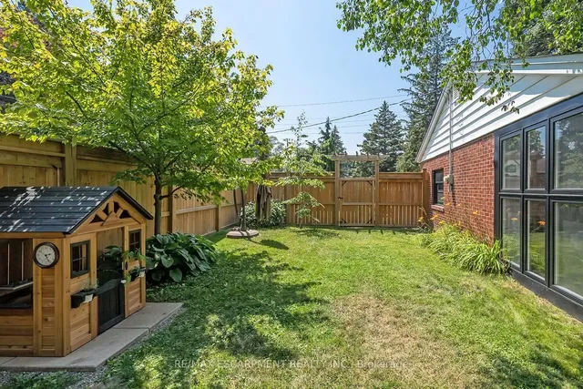 Additional image 34 of 2061 Halton Pl