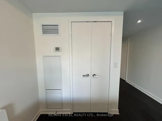 Additional image 7 of 100 Harbour St Unit 2008