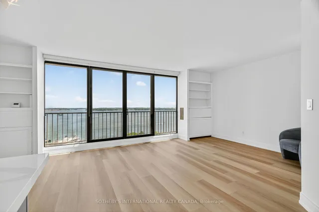 Additional image 21 of 33 Harbour Sq Unit 1423