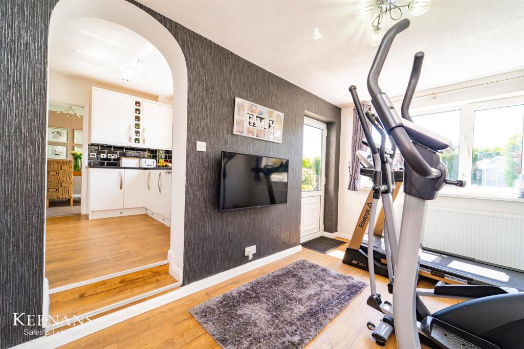 Additional image 7 of Windsor Close, Read