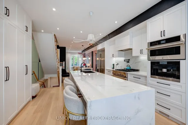 Additional image 9 of 59 Glen Manor Dr