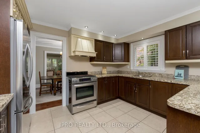 Additional image 13 of 20 Lennox Crt