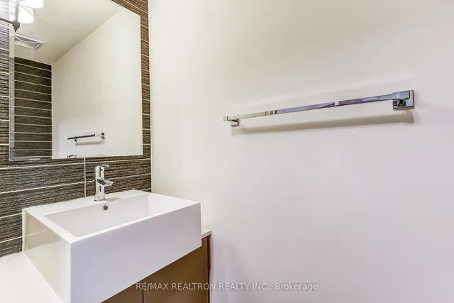 Additional image 15 of 5 Hanna Ave Unit 449