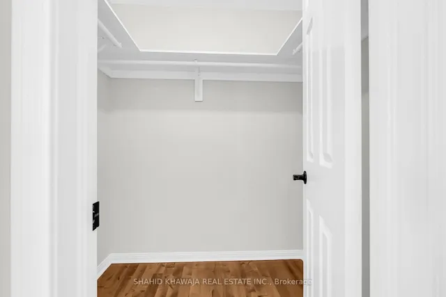 Additional image 17 of 492 Collis Crt