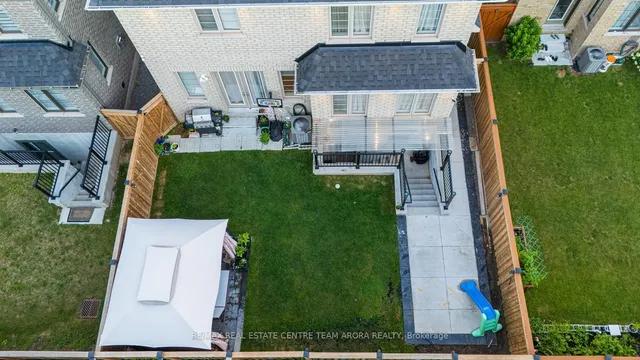 Additional image 49 of 17 Frost St