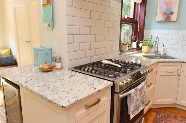 Additional image 18 of 293 Charlton Ave