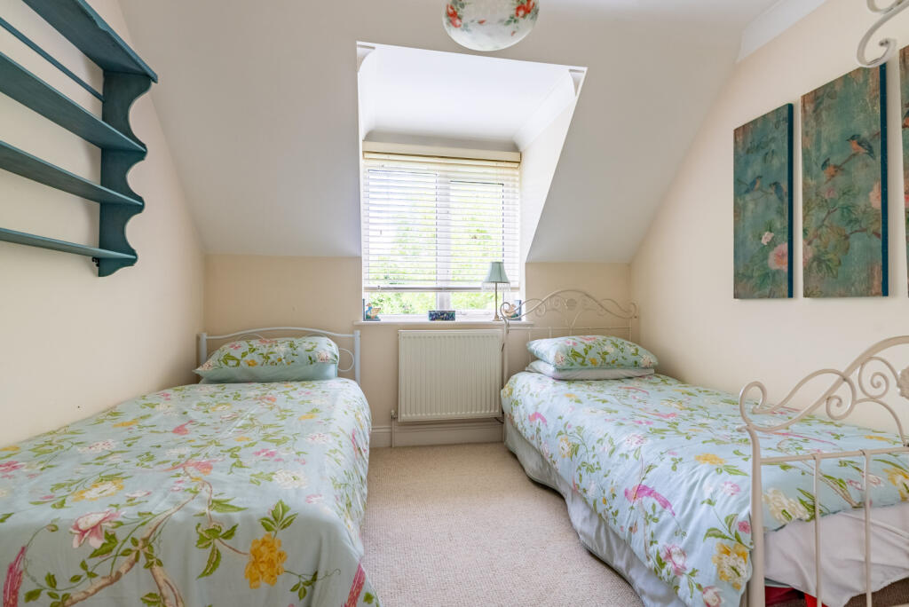 Additional image 14 of The Hill, Wheathampstead, St. Albans, Hertfordshire, AL4