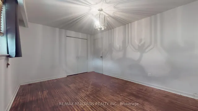 Additional image 28 of 16 Flavian Cres