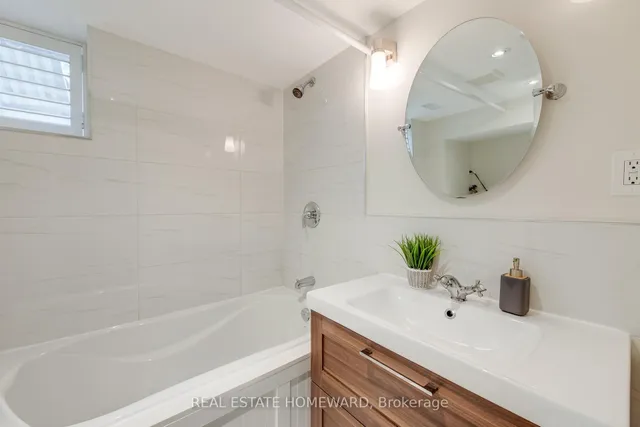 Additional image 42 of 52 Harewood Ave