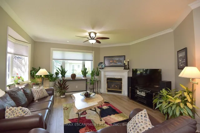 Additional image 7 of 241 SILVERBIRCH Blvd