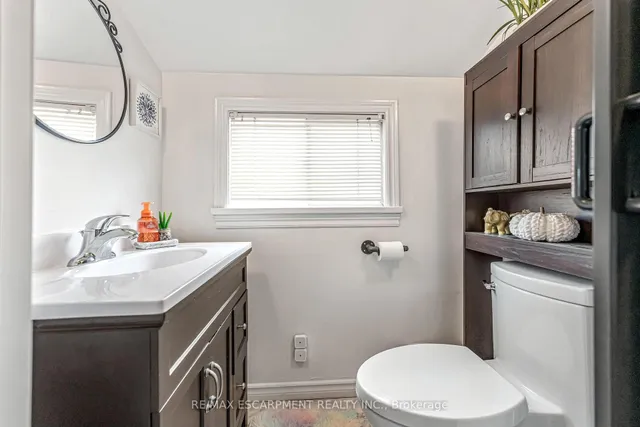 Additional image 34 of 588 Cochrane Rd