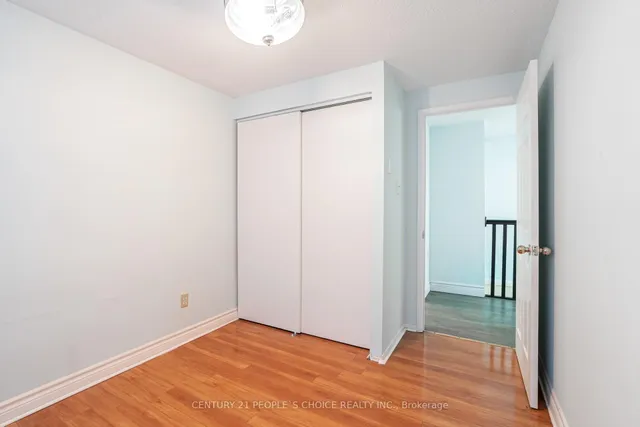 Additional image 21 of 18 Hernon Crt