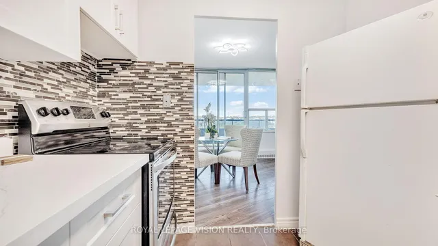 Additional image 3 of 5 Vicora Linkway Unit 801