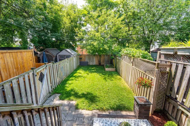 Additional image 29 of 36 Marlow Ave